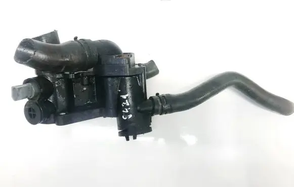 Volkswagen Golf V Engine coolant pipe/hose PA66GF30