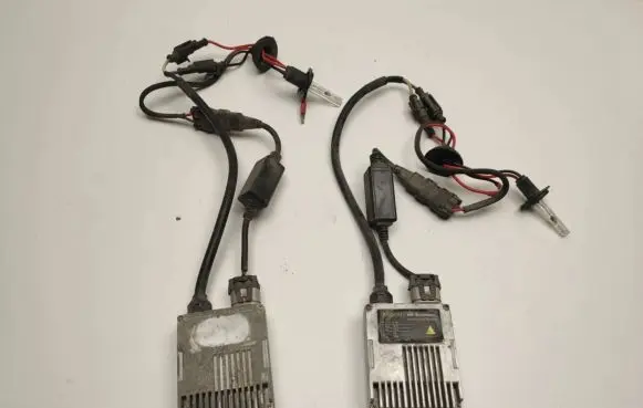 Mercedes-Benz E W210 Rear tail light bulb 