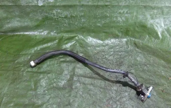 Mazda Tribute Fuel line/pipe/hose 