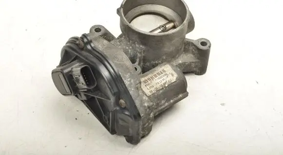 Ford Focus Electric throttle body valve 4M5GFA