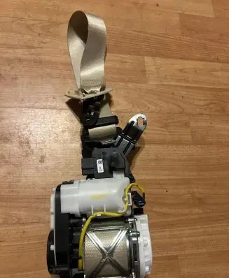 BMW X3 G01 Front seatbelt 7469951