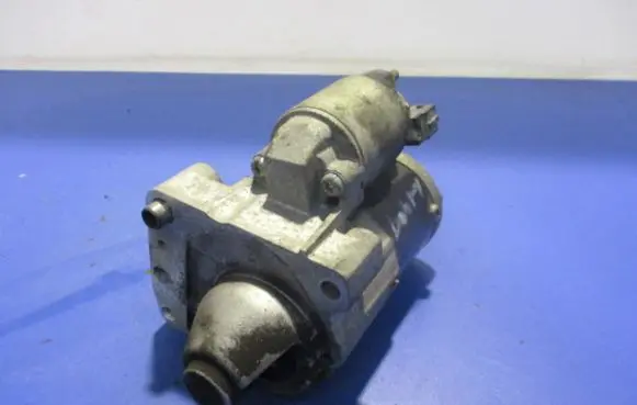 Peugeot 207 CC Starter motor M000T32271ZE