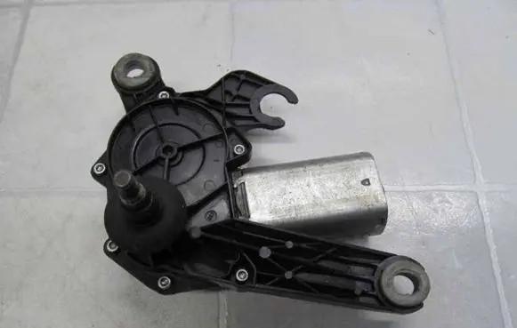 Citroen C5 Rear window wiper motor 13282