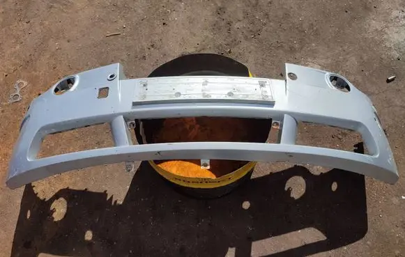BMW X3 E83 Front bumper 3400897 51113400897
