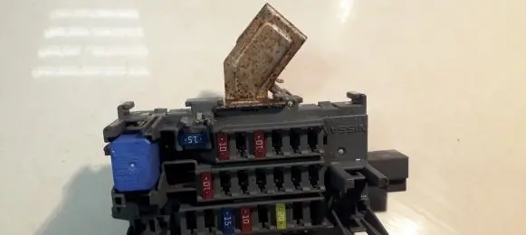 Nissan Note (E12) Fuse box set