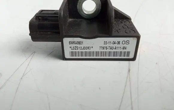 Honda Accord Airbag deployment crash/impact sensor 5WK43921 77975TA0A111M4