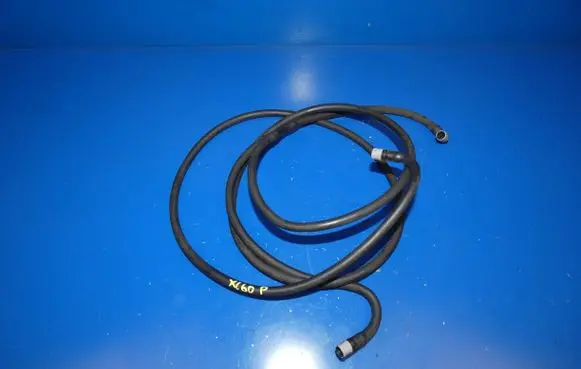 Volvo XC60 Headlight washer hose/pipe 