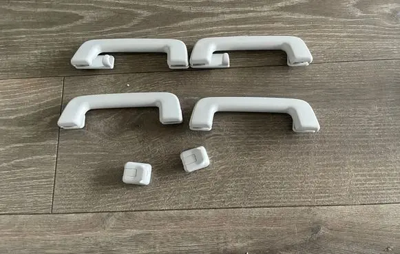 Ford Focus A set of handles for the ceiling