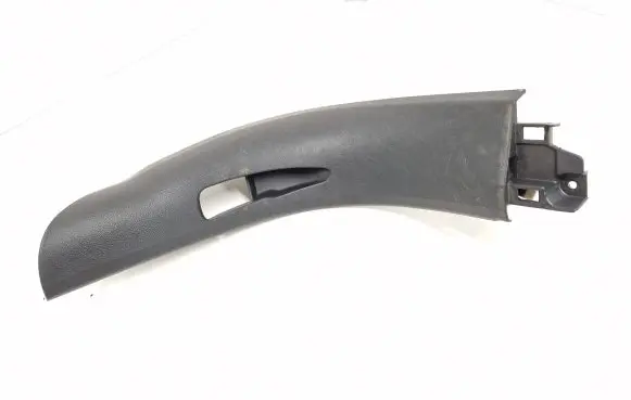 Foot area side trim