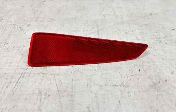 Lexus RX 450H Rear tail light reflector 0214400 8191048050