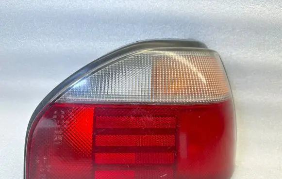 Nissan Sunny Rear/tail lights E1335525 E130298 276939362753