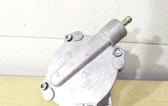 Chrysler PT Cruiser Vacuum pump LAPEC19S A6642300165 280687