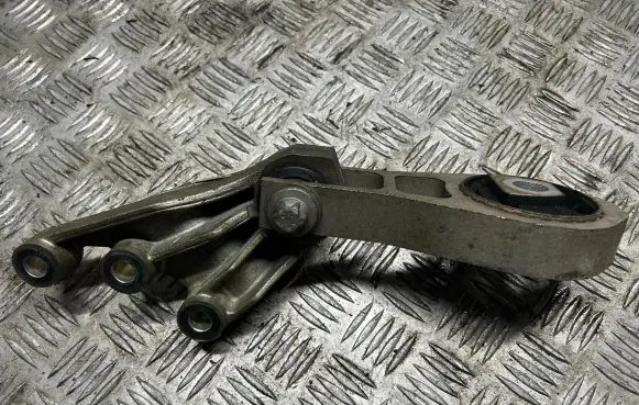 Jeep Renegade Gearbox mounting bracket 00519996360