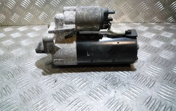 Volvo V50 Starter motor 0001109311 30782228