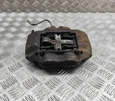 Toyota Hilux (AN10, AN20, AN30) Front brake caliper 477500K061