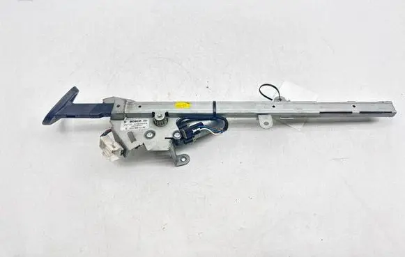 Mercedes-Benz CLK A209 C209 Seat belt adjustment motor 2038600282