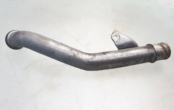 Ford Mondeo MK IV Engine coolant pipe/hose