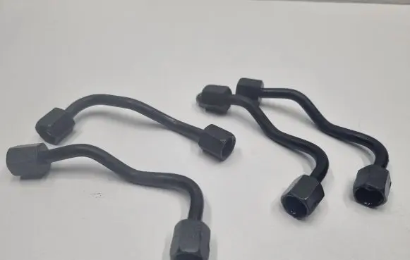 Mercedes-Benz G W461 W463 1st Gen Fuel injector supply line/pipe 