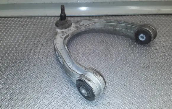 Audi Q7 4L Front upper control arm/wishbone 