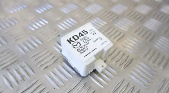 Mazda CX-5 Keyless system antenna KD45675D4