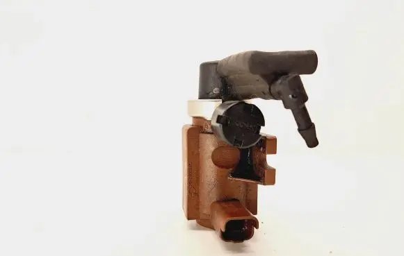 Volvo V50 Turbo solenoid valve 9650098380 70096602 05T160