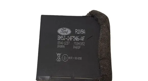 Ford Focus Antenna control unit BM5T14F546AF 70340152 85461237