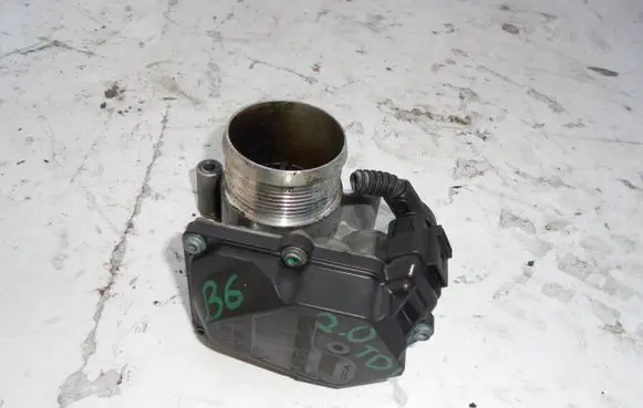 Volkswagen PASSAT B6 Throttle valve