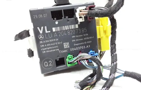 Mercedes-Benz C W204 Door control unit/module A2048207385