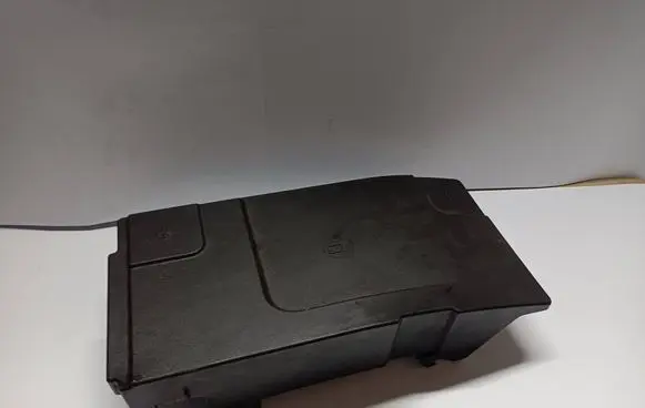 Opel Insignia A Battery box tray 13330946