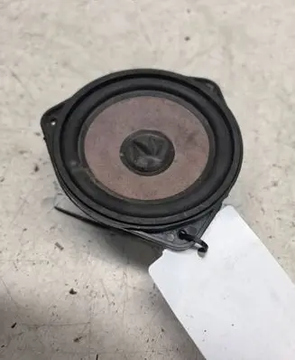 Audi A6 S6 C6 4F Front door speaker 