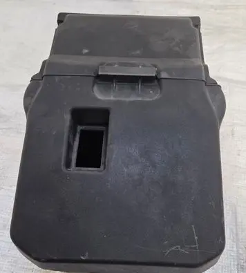 Ford C-MAX II Battery box tray AM5110723AB