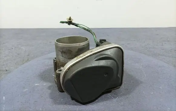 Renault Megane III Throttle body valve 8200171134