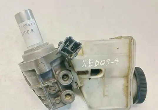 Mazda Xedos 9 Brake booster 85404308 TA044340Z