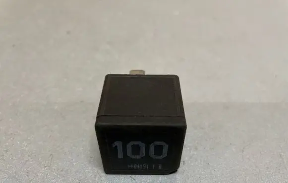 Volkswagen Golf Plus Other relay 7M0951253A