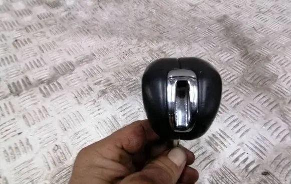 Peugeot 508 RXH Gear lever shifter trim leather/knob 