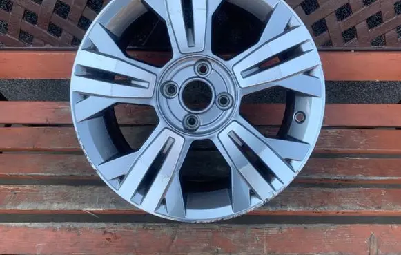 Volkswagen Up R16 alloy rim 
