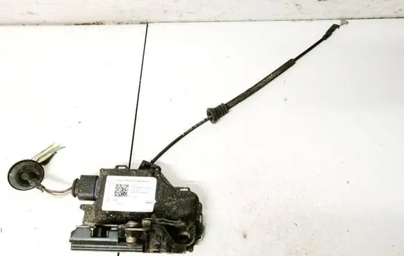 Skoda Octavia Mk2 (1Z) Front door lock 1z0837085