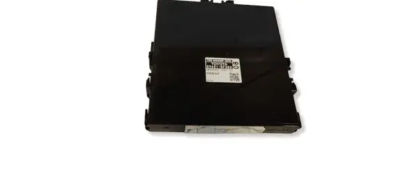 Toyota Avensis T270 Other control units/modules 896810F080