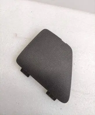 Toyota Yaris XP210 Other trunk/boot trim element 58732K0020