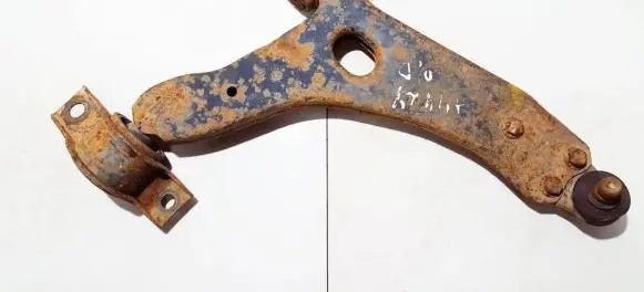Ford Focus Front lower control arm/wishbone 