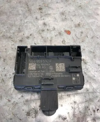 Volkswagen Crafter Door control unit/module 5Q4959592FBILI 5Q4959592F