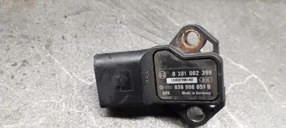 Volkswagen Polo V 6R Air pressure sensor 0261230095