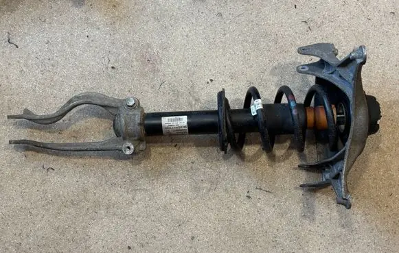 Porsche Macan (95B) Front shock absorber/damper 95B413031E