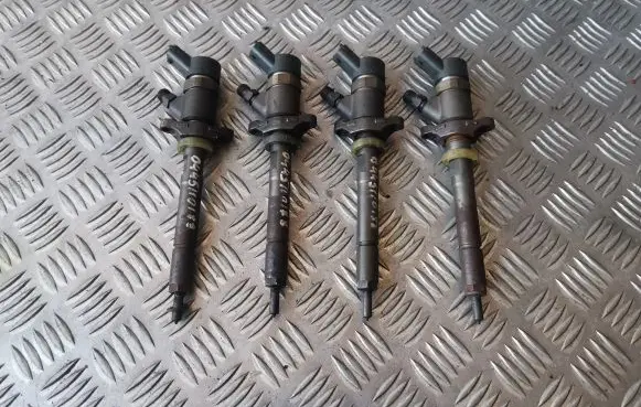 Ford Focus Fuel injectors set 0445110188