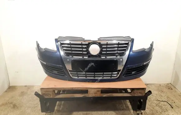 Volkswagen PASSAT B6 Front bumper