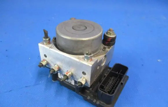 Fiat Sedici ABS Pump 0265231670 5611079110 0703224