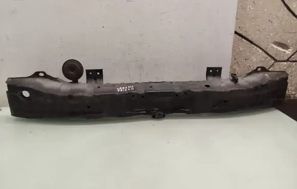 Mitsubishi Grandis Front bumper cross member
