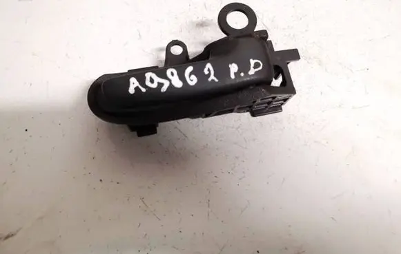 Toyota Yaris Front door interior handle 