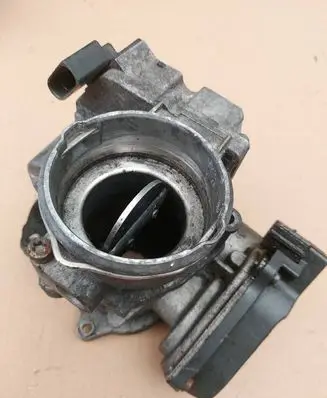 Audi A4 S4 B7 8E 8H Throttle valve 03G128063J A2C53099815