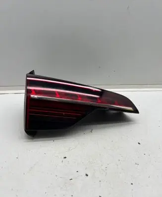 Audi A4 S4 B9 8W Tailgate rear/tail lights 8W9945093AA 81840101